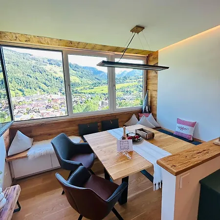 Apartment Alpenblick - Klein, Aber Fein Schladming